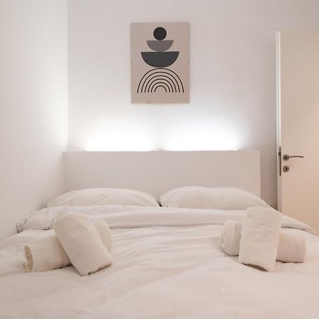 Honey Oak & Cream Patio By Nest Apartment Thessaloníki Luaran gambar