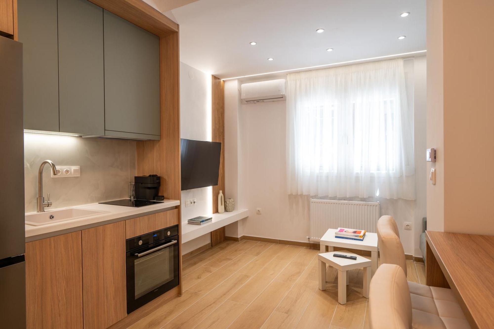 Honey Oak & Cream Patio By Nest Apartment Thessaloníki Luaran gambar