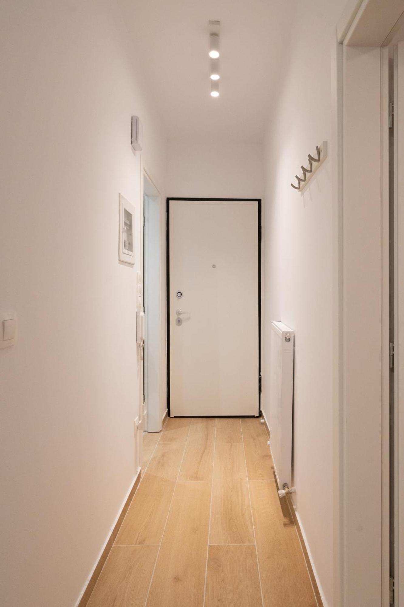 Honey Oak & Cream Patio By Nest Apartment Thessaloníki Luaran gambar