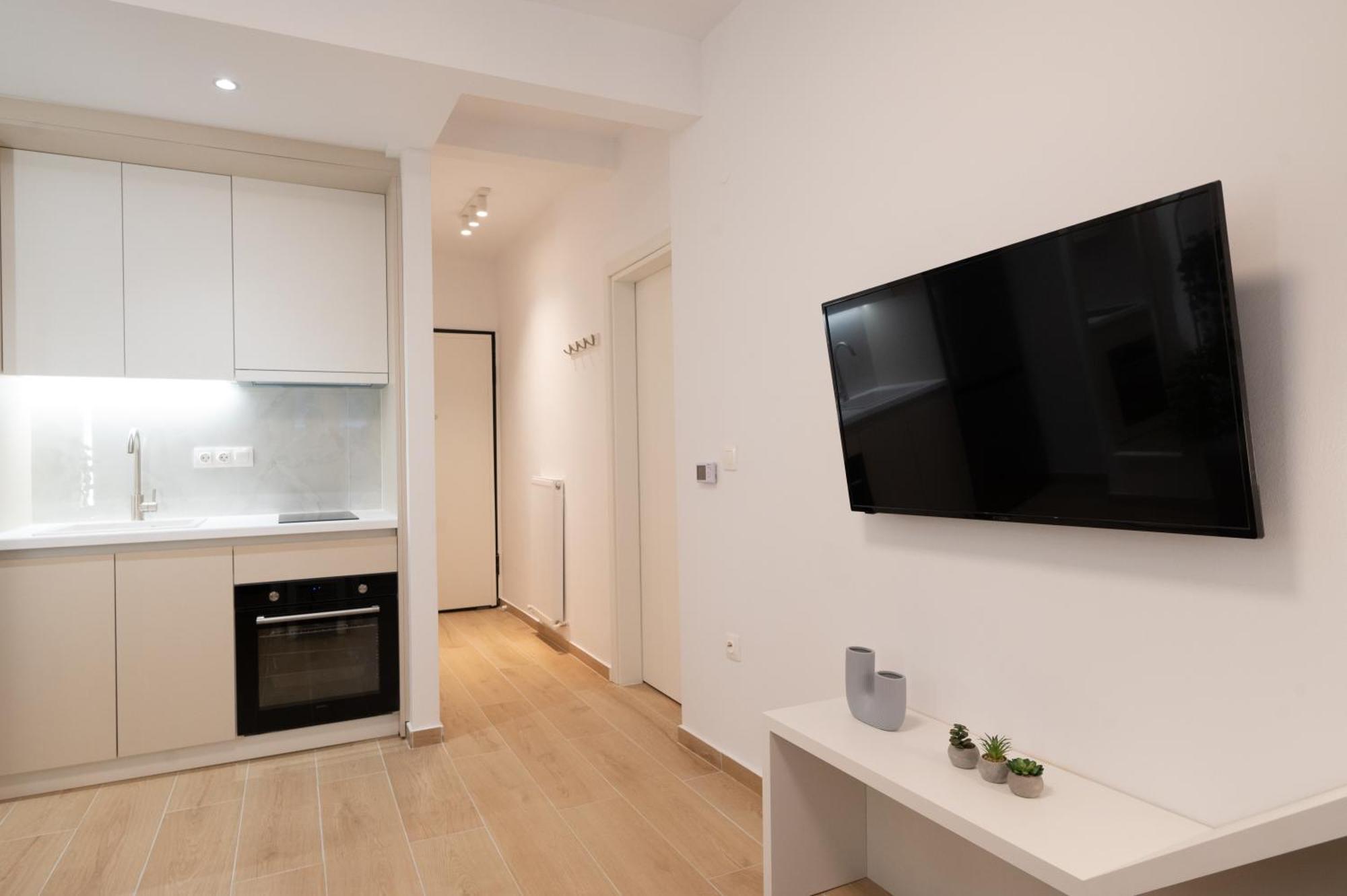 Honey Oak & Cream Patio By Nest Apartment Thessaloníki Luaran gambar